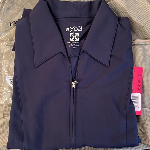 Brand new EXCEL comfort scrub top - Picture 3 of 6